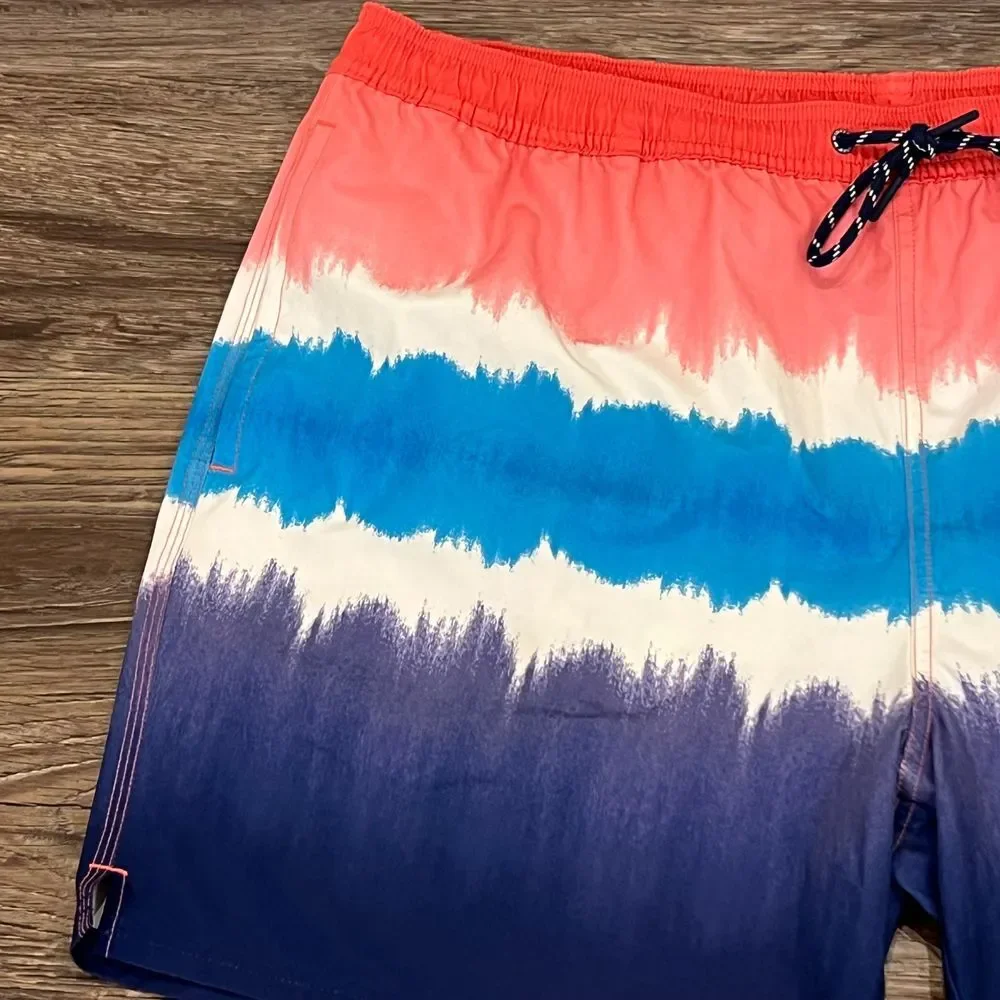 Vineyard Vines featuring elastic